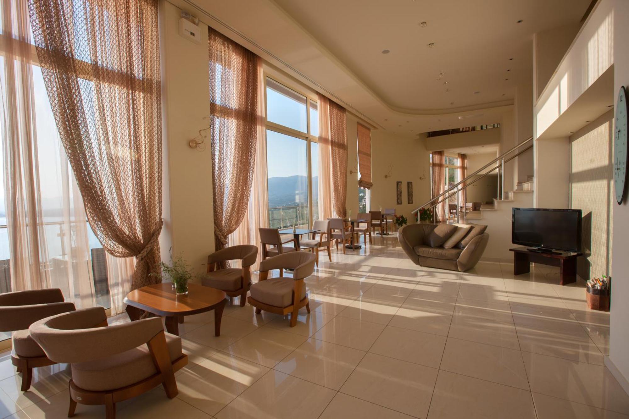 Belvedere Hotel Kalamata Exteriör bild